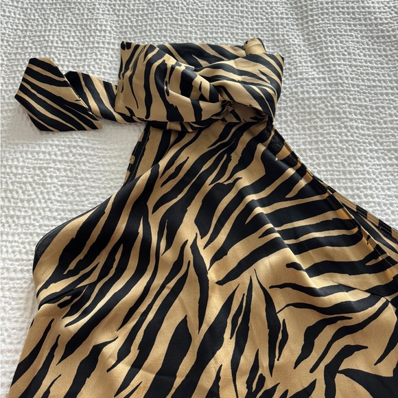 NEVER FULLY DRESSED | Zebra High Neck Tank with Tie | Small - Picture 4 of 4